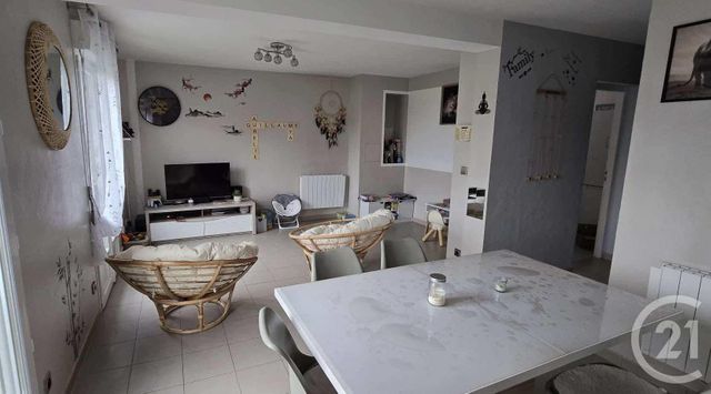 Appartement Duplex à vendre - 3 pièces - 66.0 m2 - DAMMARTIN EN GOELE - 77 - ILE-DE-FRANCE - Century 21 Gp Immobilier